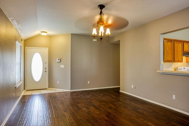 1113 La Mirada, Portland, TX 78374