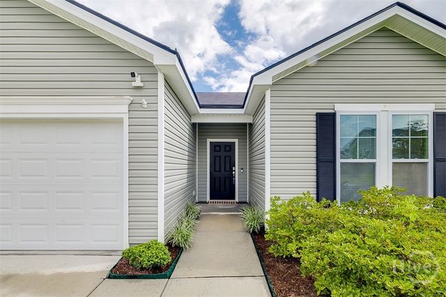 20 Mirror Lake Drive, Savannah, GA 31407
