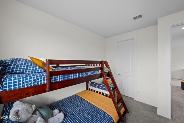 2916 E TINA Drive, Phoenix, AZ 85050