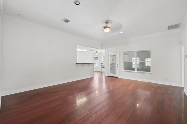 11 Clara Barton Lane, Galveston, TX 77551