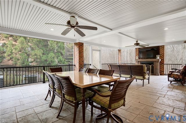 9816 Brooks Hall Pl, Henrico, VA 23238