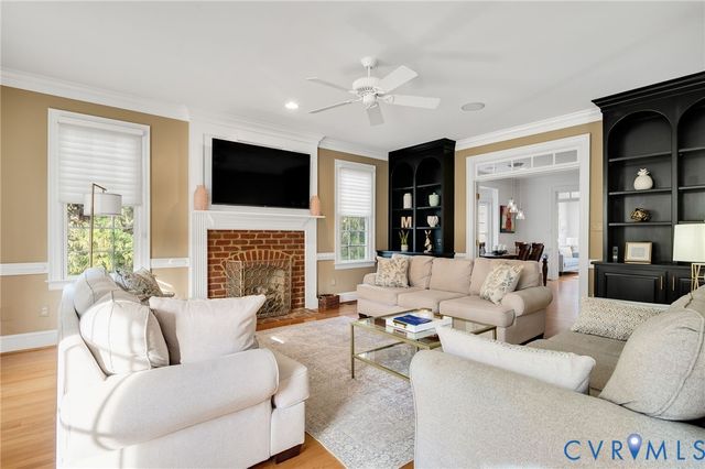 9816 Brooks Hall Pl, Henrico, VA 23238