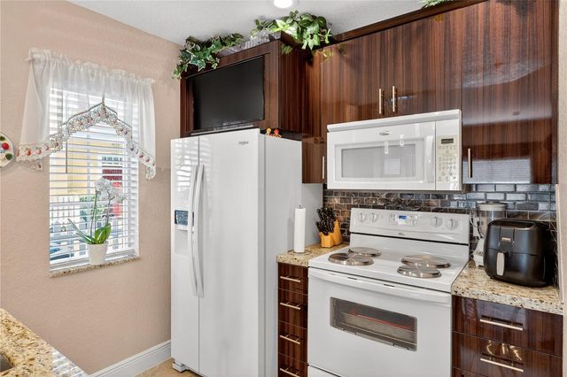 2605 GALA RD S. 107, Kissimmee, FL 34746