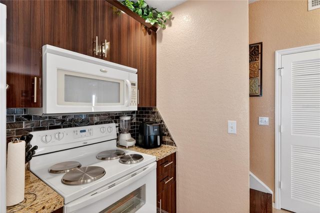 2605 GALA RD S. 107, Kissimmee, FL 34746