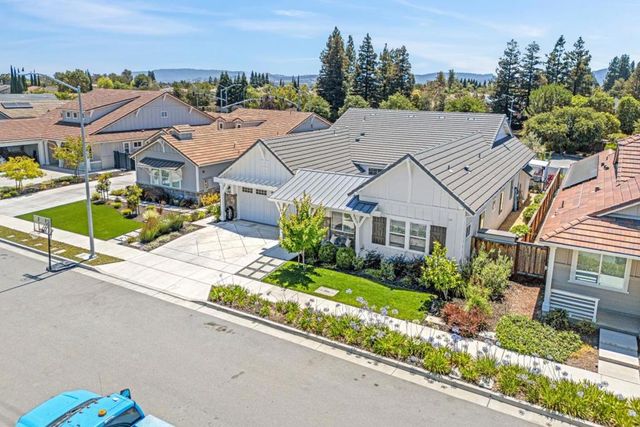 17045 Hill Road, Morgan Hill, CA 95037