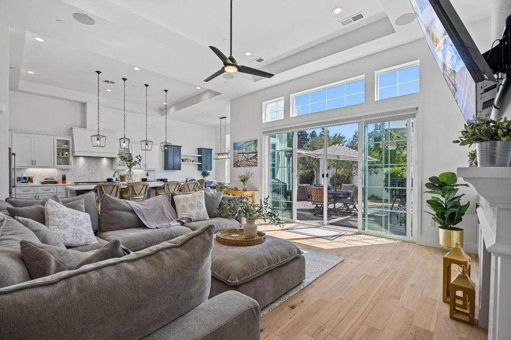 Image 13 of property listing at 17045 Hill Road, Morgan Hill, CA 95037