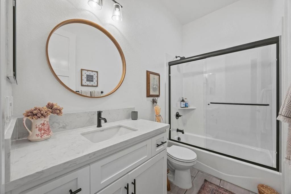 Image 27 of property listing at 17045 Hill Road, Morgan Hill, CA 95037