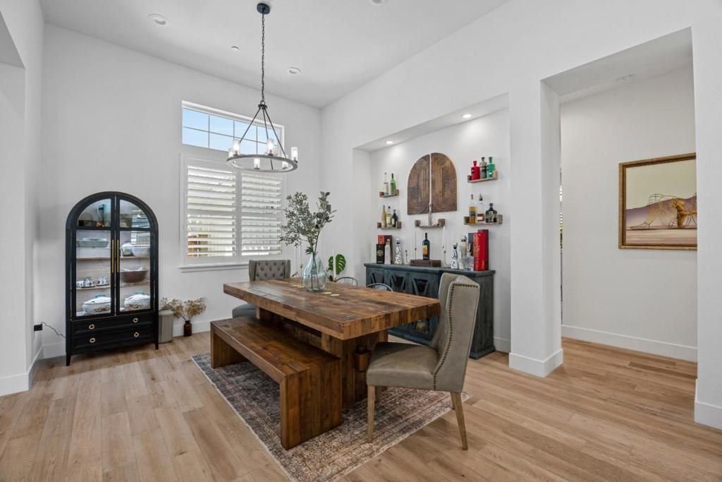 Image 6 of property listing at 17045 Hill Road, Morgan Hill, CA 95037