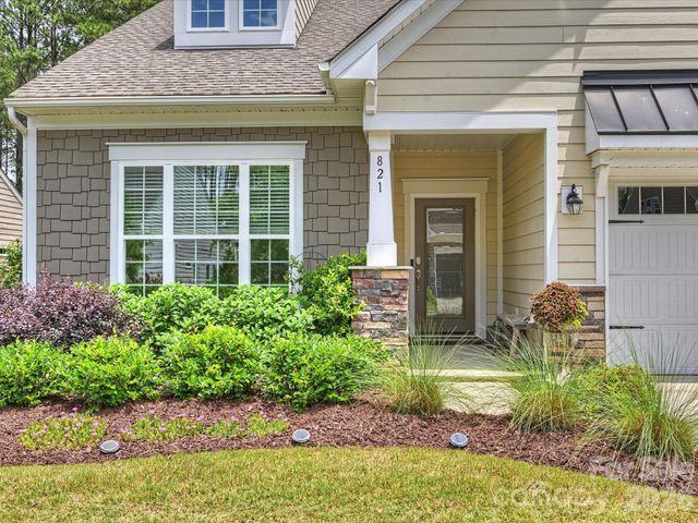821 Botticelli Court, Mount Holly, NC 28120
