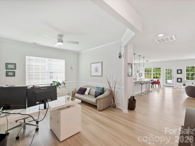 821 Botticelli Court, Mount Holly, NC 28120