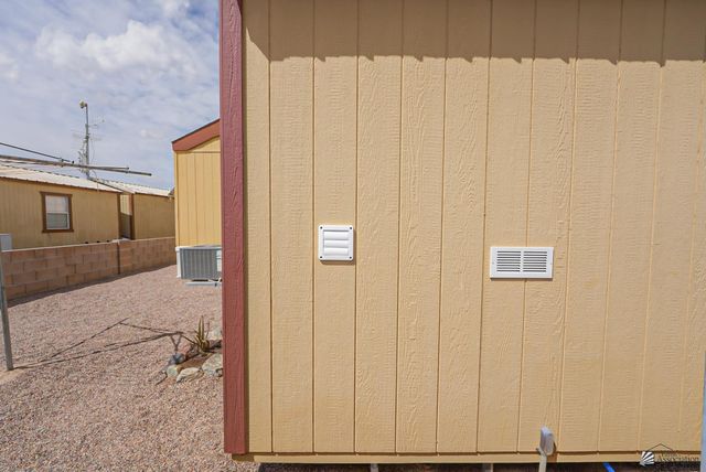 29819 Copper Mountain Dr, Wellton, AZ 85356