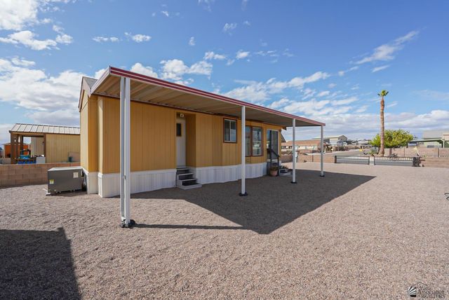 29819 Copper Mountain Dr, Wellton, AZ 85356