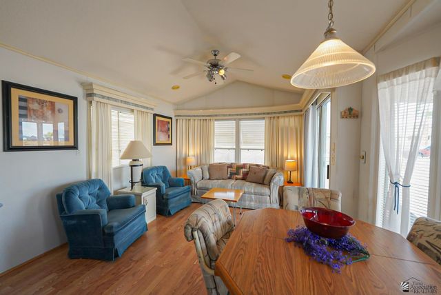 29819 Copper Mountain Dr, Wellton, AZ 85356