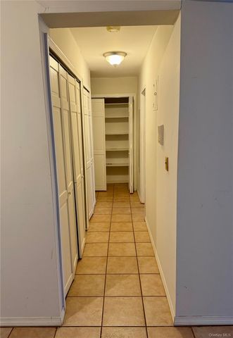 50 Barker Street 432, Mount Kisco, NY 10549