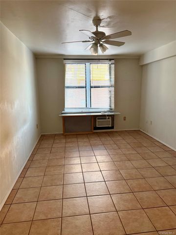 50 Barker Street 432, Mount Kisco, NY 10549