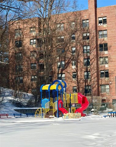 50 Barker Street 432, Mount Kisco, NY 10549