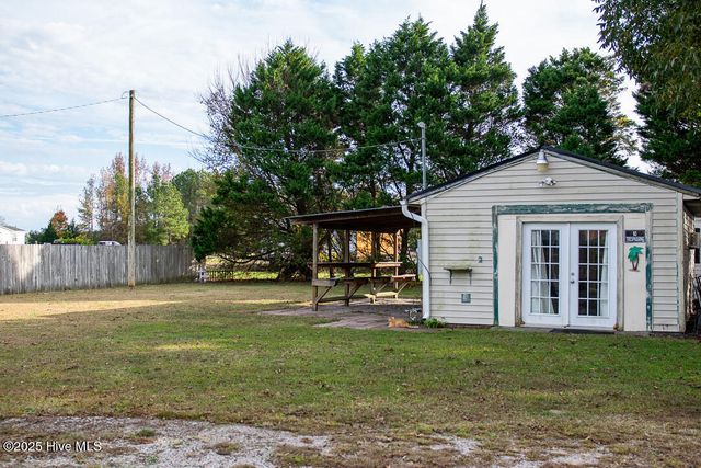 5122 Sharon Acres Road, Elm City, NC 27822