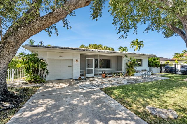 1995 Ixora Road, North Miami, FL 33181