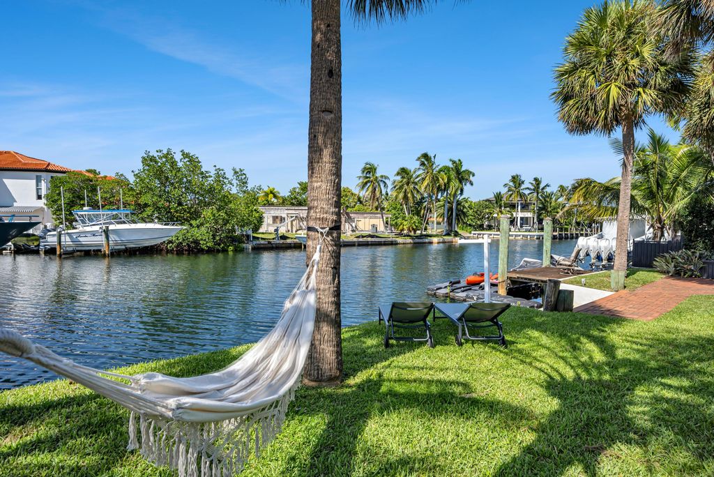 1995 Ixora Road, North Miami, FL 33181
