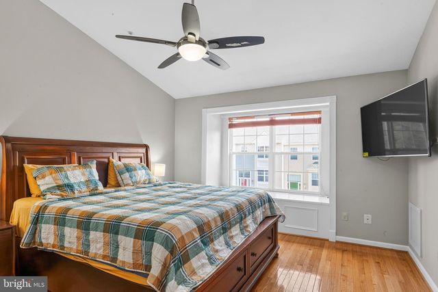 7128 COLLINSWORTH PL, Frederick, MD 21703