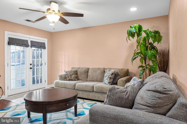 7128 COLLINSWORTH PL, Frederick, MD 21703