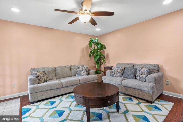 7128 COLLINSWORTH PL, Frederick, MD 21703