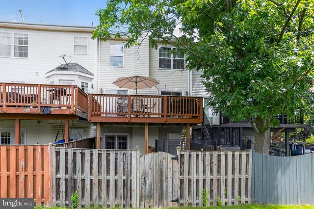 7128 COLLINSWORTH PL, Frederick, MD 21703