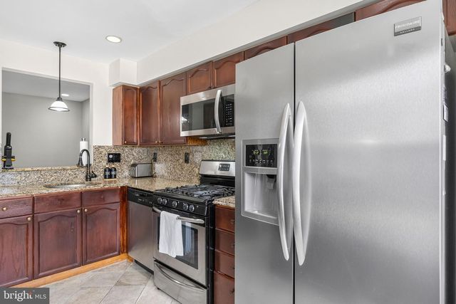 7128 COLLINSWORTH PL, Frederick, MD 21703
