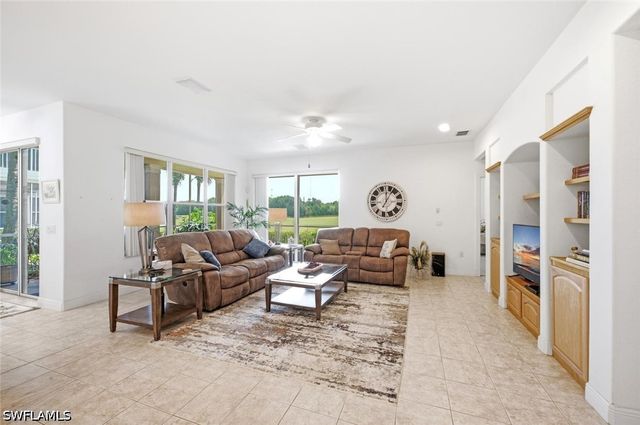 4780 Shinnecock Hills CT 101, Naples, FL 34112