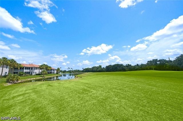 4780 Shinnecock Hills CT 101, Naples, FL 34112