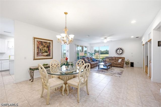 4780 Shinnecock Hills CT 101, Naples, FL 34112