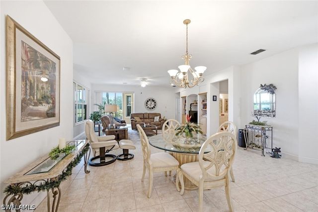 4780 Shinnecock Hills CT 101, Naples, FL 34112