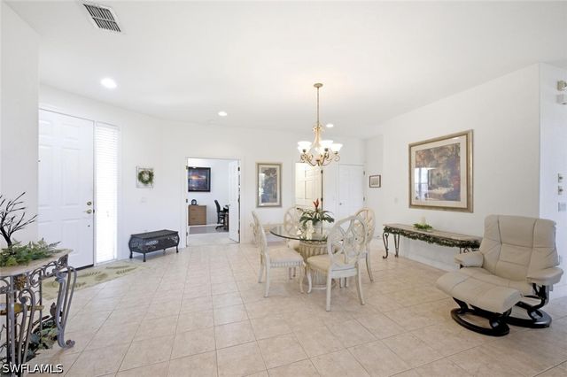 4780 Shinnecock Hills CT 101, Naples, FL 34112