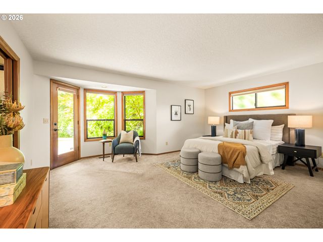 3011 Ne 156TH Ave, Portland, OR 97230