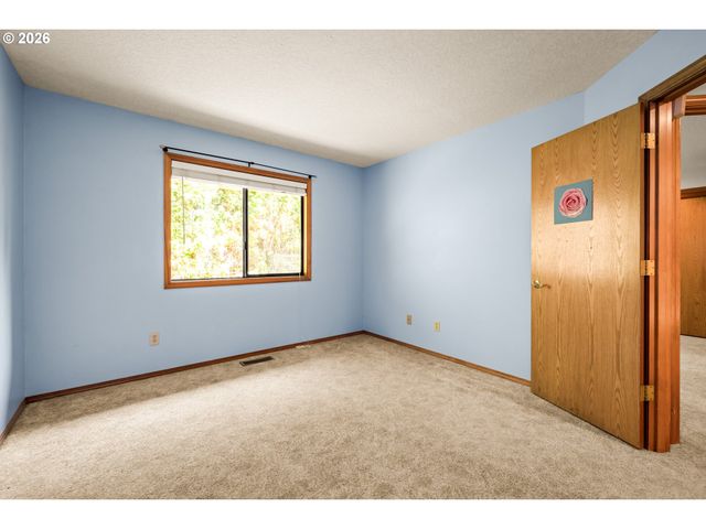 3011 Ne 156TH Ave, Portland, OR 97230