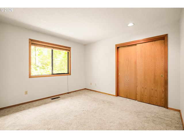 3011 Ne 156TH Ave, Portland, OR 97230