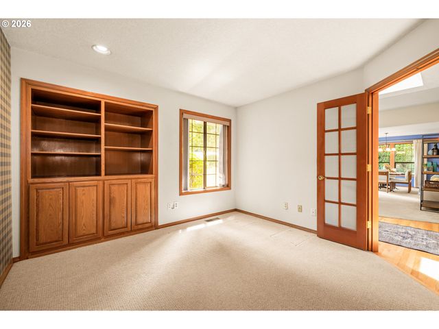 3011 Ne 156TH Ave, Portland, OR 97230