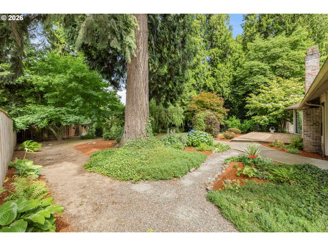 3011 Ne 156TH Ave, Portland, OR 97230