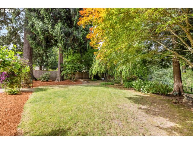 3011 Ne 156TH Ave, Portland, OR 97230