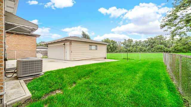 923 E 158th Street, Dolton, IL 60419