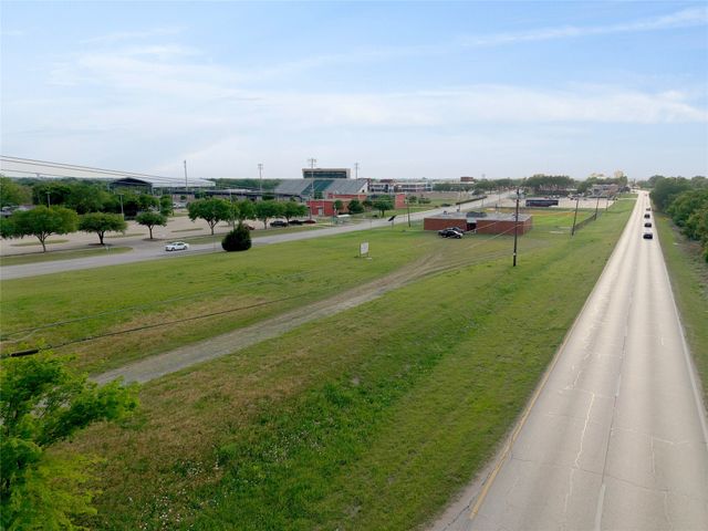 1607 E Scyene Road, Mesquite, TX 75149