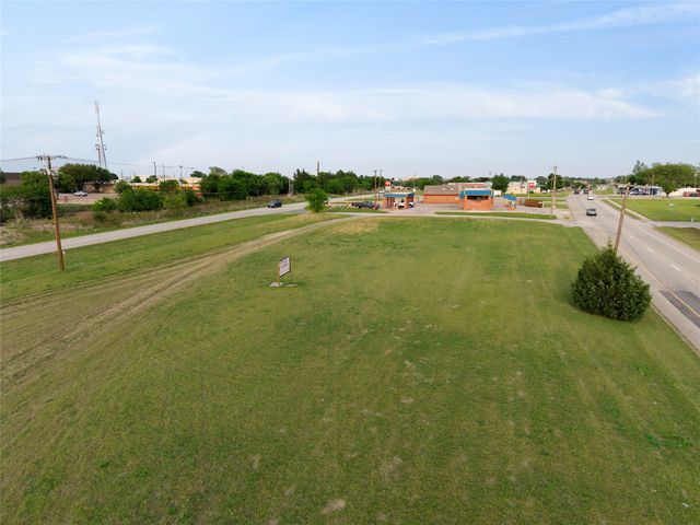 1607 E Scyene Road, Mesquite, TX 75149