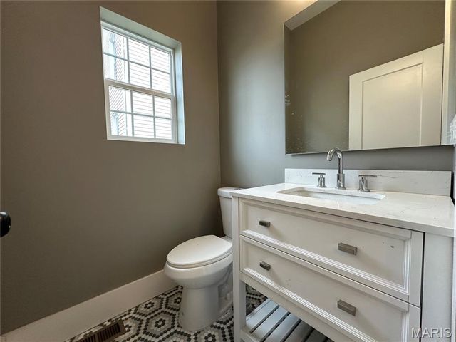 3229 Portis Avenue, St Louis, MO 63116