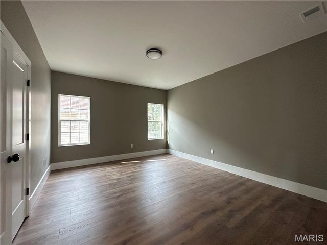3229 Portis Avenue, St Louis, MO 63116