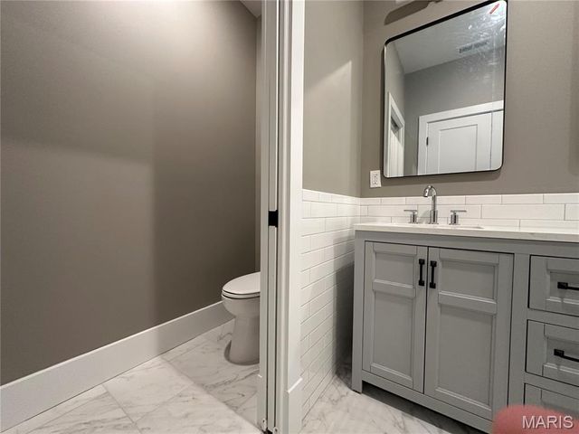 3229 Portis Avenue, St Louis, MO 63116