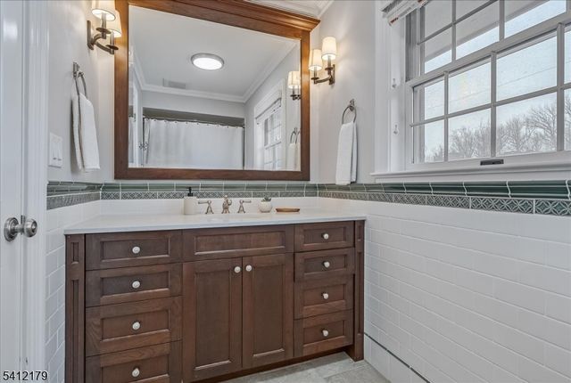 49 Hilltop Rd, Millburn Twp., NJ 07078