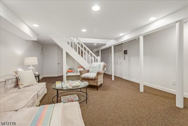 49 Hilltop Rd, Millburn Twp., NJ 07078