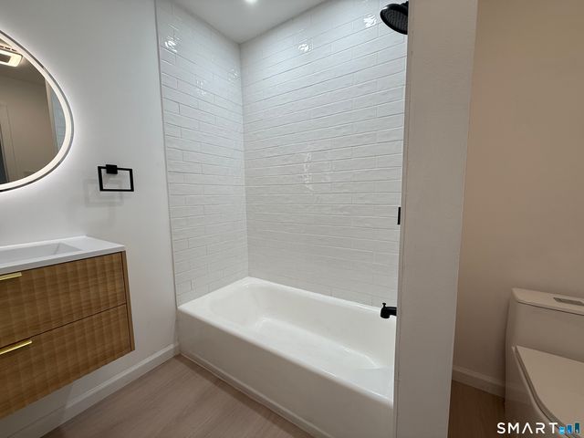 8-12 Sterling Street, Hartford, CT 06112