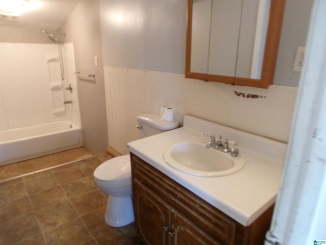 610 N LEDBETTER STREET, Anniston, AL 36201