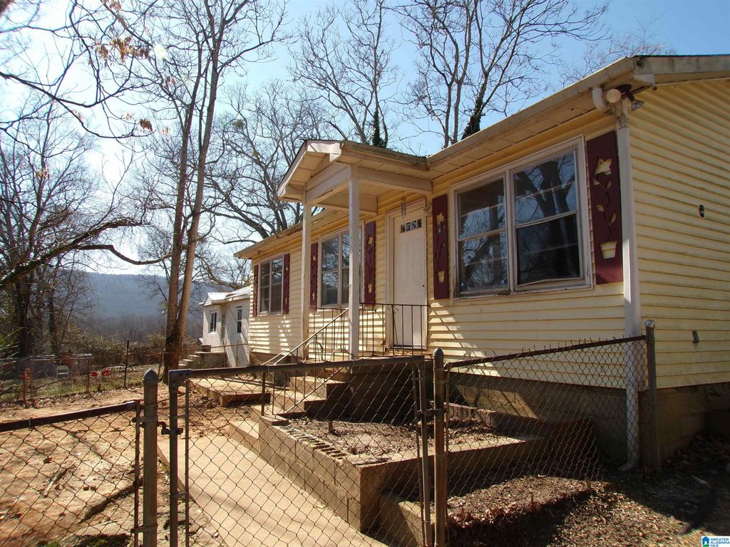 610 N LEDBETTER STREET, Anniston, AL 36201